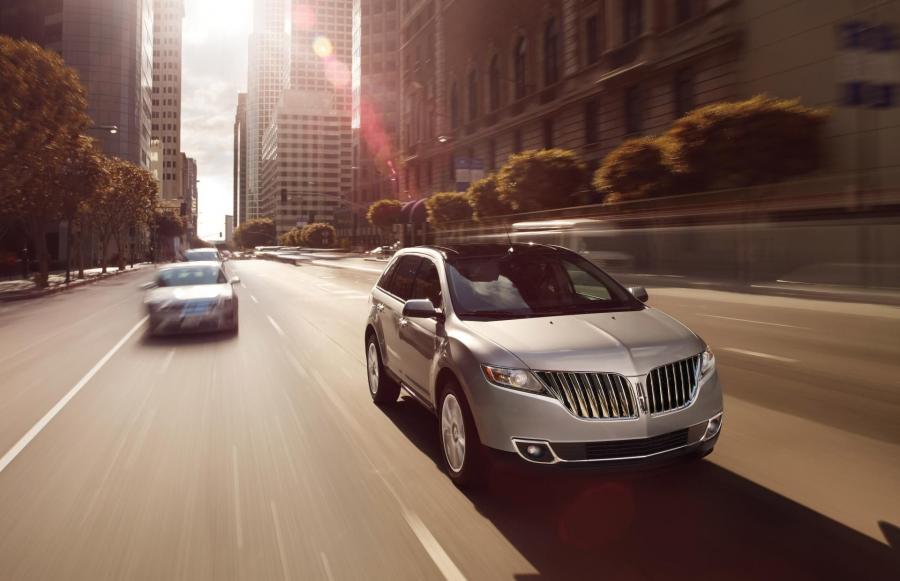  Lincoln MKX 2013 года  (фото 12 из 19)